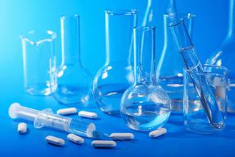 新版药典健全了药品及辅料标准体系，自2015年12月1日起实施