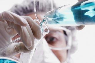 癌症个性化治疗：削弱肿瘤靶向治疗药物的耐药性