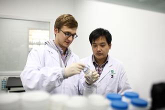 多角度PK审视全球在研新药：未来由谁主导？