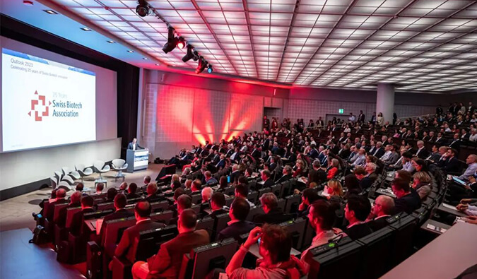 2023年，HJC黄金城平台交卷